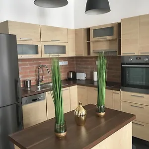 Gozsdu Entertainment District Appartamento Budapest