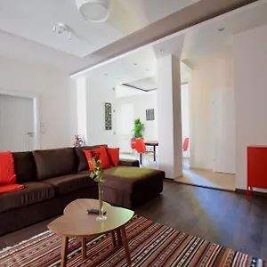 Standard By Hi5 - Close To Buda Castle Appartamento Budapest